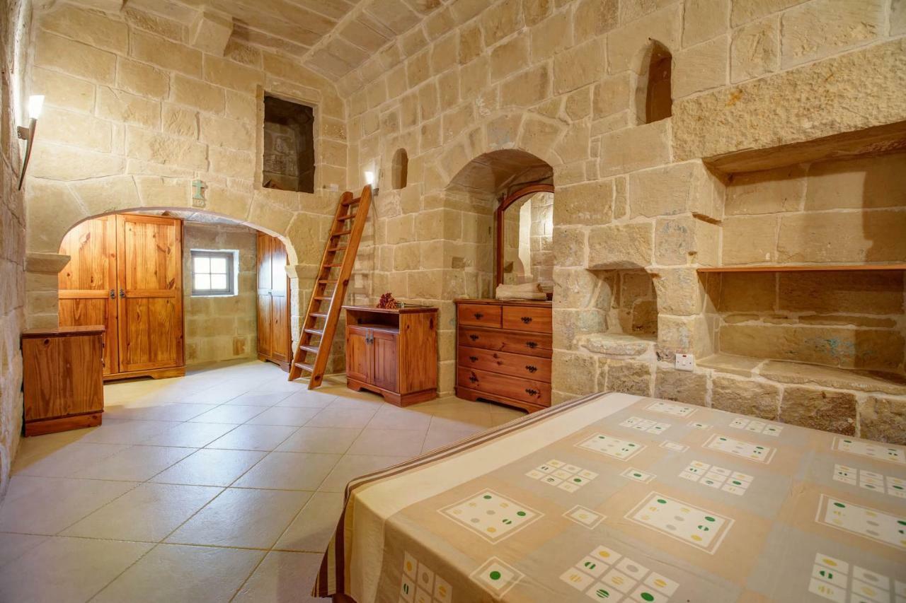 Il-Palma Holiday Farmhouse With Sunny Private Pool In Island Of Gozo Арб Екстер'єр фото